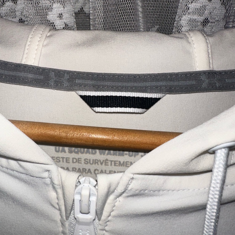 Jacket - Picture 3 of 4